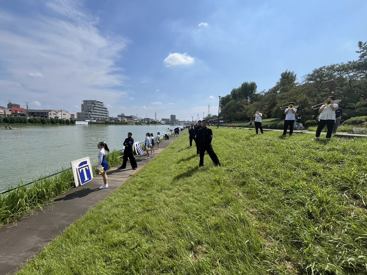 活動紹介　ボート応援