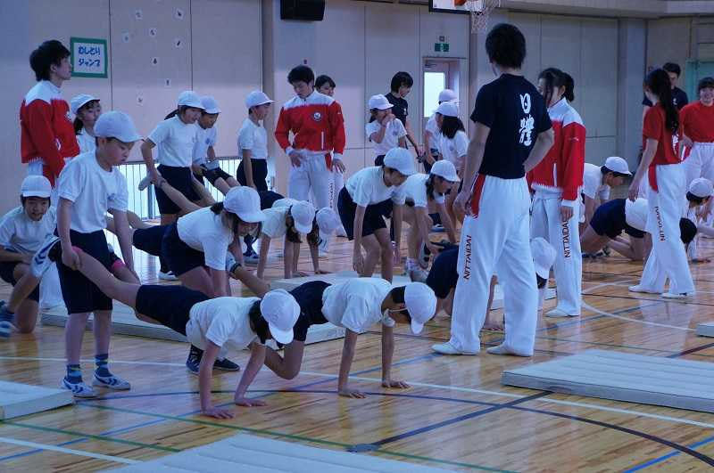 桃園第二小学校　模範演技および授業補助