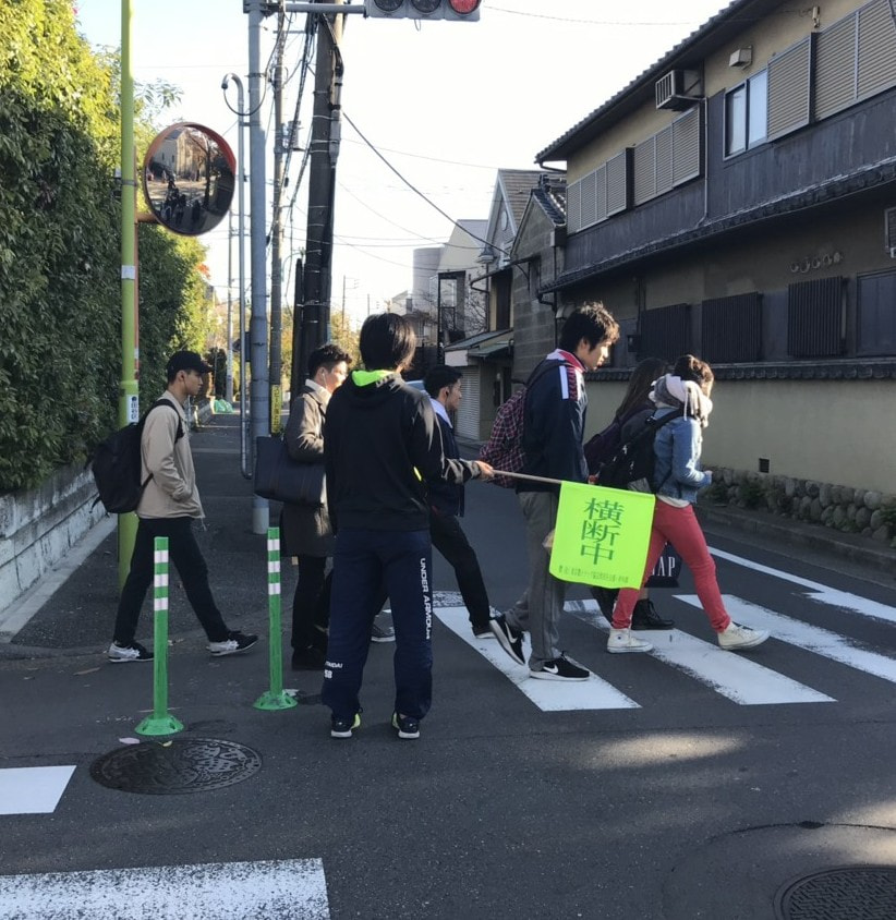 【女子】マナー指導ボランティア活動